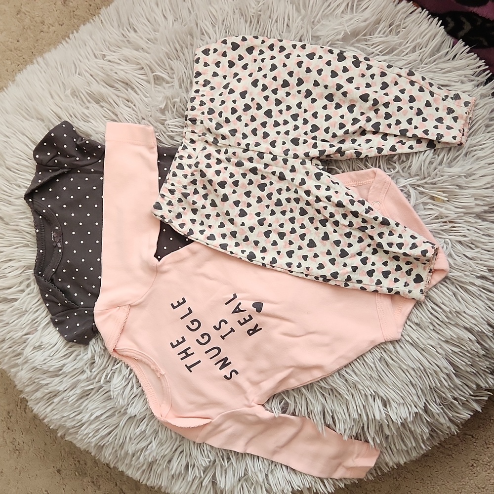 3 piece Carter's set  size 3m